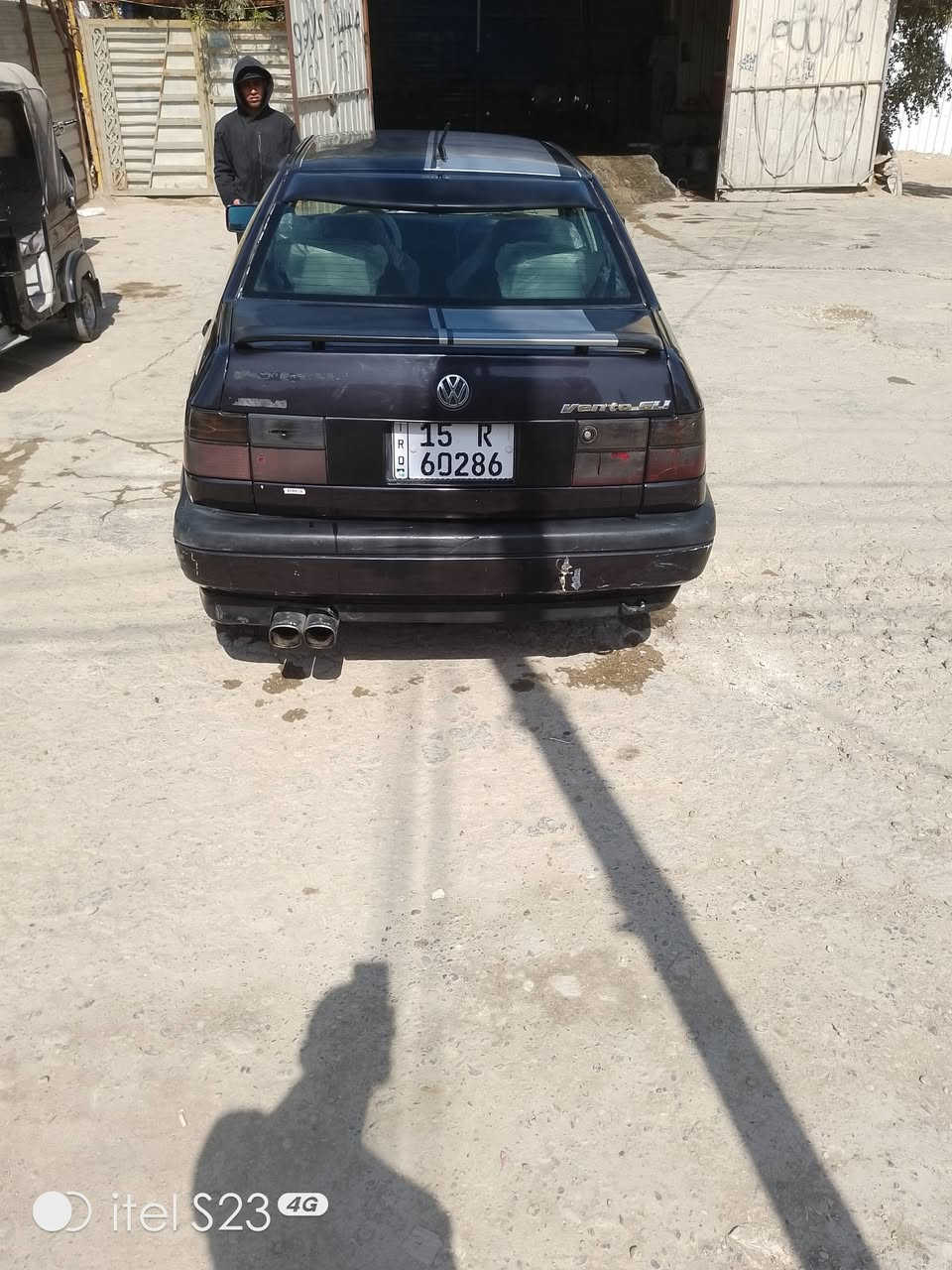 سلام عليكم سياره كولف فوكس واكن موديل1992 سياره جاهزه مكينه رياضي سته سلندر تخم كير عادي تاير جديد تبريد سياره حيل حلوه وبلعفيه عليخذه رقم نبار نكليزي مصفره غرمات تحويل مباشر مكاني بغدادشراي يخابر رقمي ***********
