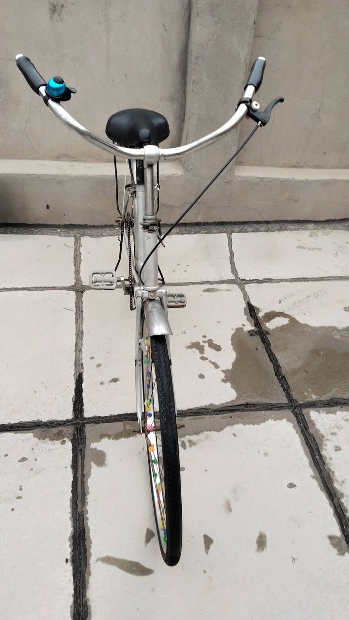 البايسكل البيع بناتي سعره45 وبي مجال راسلني على الخاص ***********
