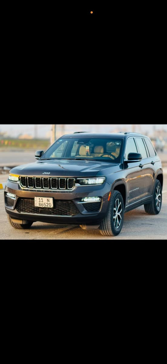 للبيع - جيب جراند شيروكي ليميتد 2024 🚗
🔹 الموديل: 2024
🔹 الفئة: Limited
🔹 اللون الخارجي: فيلي 
🔹 اللون الداخلي: (اوف وايت)
🔹 العداد: (15000 mi)
🔹 نظام الدفع: دفع رباعي
🔹 المحرك: 6 سلندر / V6
🔹 حالة السيارة: نظيفة جدًا 
🔹 الحادث : موضح في الصور
🔹 الميزات: شاشة كبيرة – كاميرا 360 – كير ماوس -مقاعد جلد – أنظمة أمان متقدمة – تشغيل بصمة – وغيرها الكثير!

💰 السعر المطلوب: (350 مرقم بغداد وبيها مجال)

📞 للتواصل والاستفسار: (***********)
