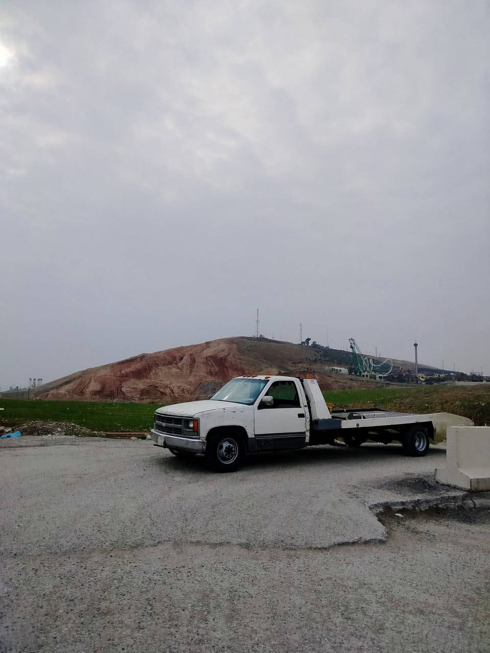 سلام عليكم 
شوفرليت كرين سطحي كامل مكمل مابيه نقص برغي  ترايك وين متريد 
اريد مراوس بشي اكبر بس اهم شي سنويه اقل من 4طن 
كون يتحمل رافعه 5طن شوكيه 
فقط مراوس 
  كنتر ماريد
