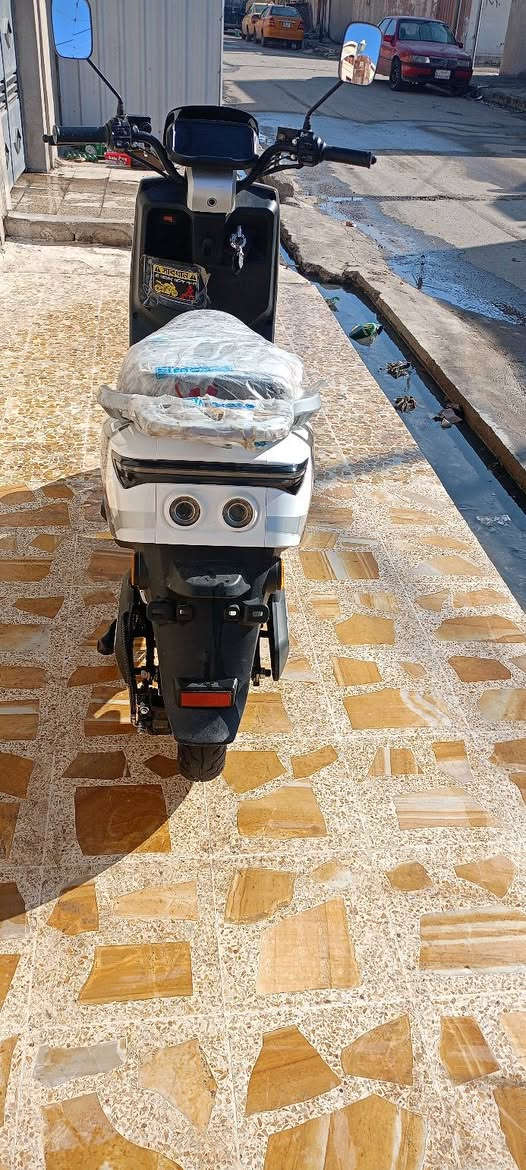 ماطور شحن للبيع مستخدم 3 أشهر بتريت ما مبدل سعر 600 وبي مجال باقي تفاصيل على اتصال رقم ***********
