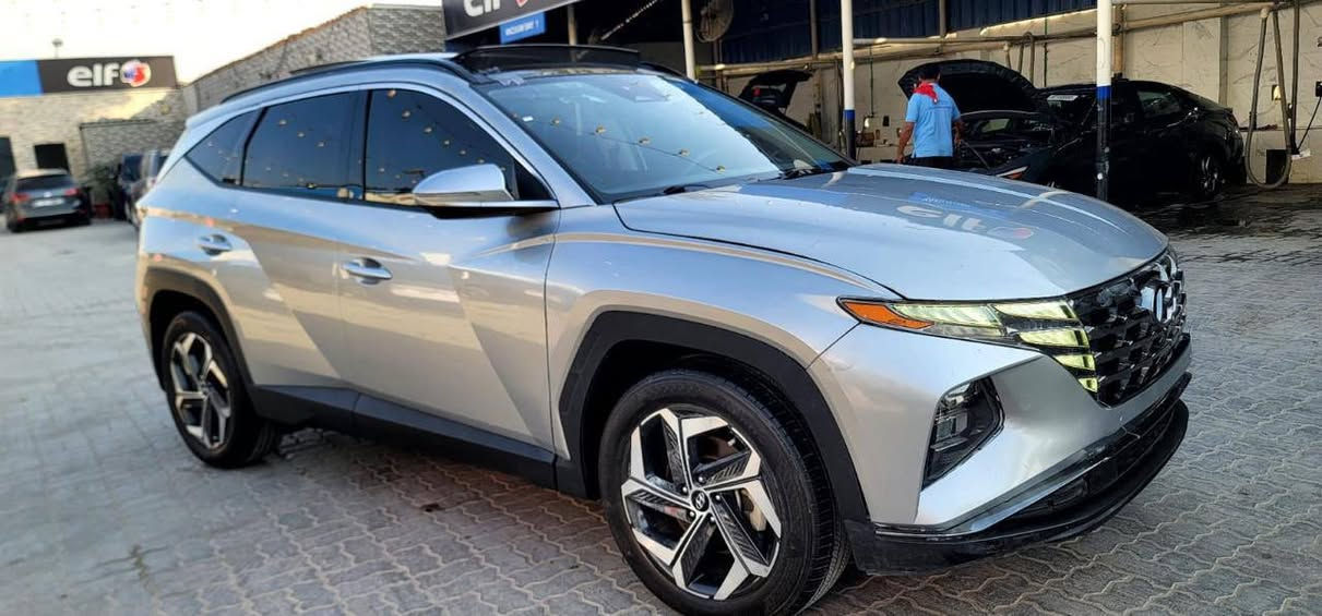 توكسان 2024 جاهز للشحن
لمتد فول بانوراما بصمه 4 كامرات 
واصل ميناء 152
✅ كفالة تشغلية شاملة (المحرك – الگير )
✅ كفالة صبغ كامل باستثناء موقع الحادث
💰 السعر (واصل الى الميناء مع التصليح وبدون كمرك)
📑 يمكن إدخالها بكتاب الشهداء
🟢 لدينا وكلاء في جميع محافظات العراق لتنظيم العقد وضمان الحقوق ✍️
***********
📲 للانضمام إلى كروب الواتساب العروض الحصرية: 
رابط الكروب https://chat.whatsapp.com/CrfpXFoPYjNKj7W84pV5L7?mode=gi_t
