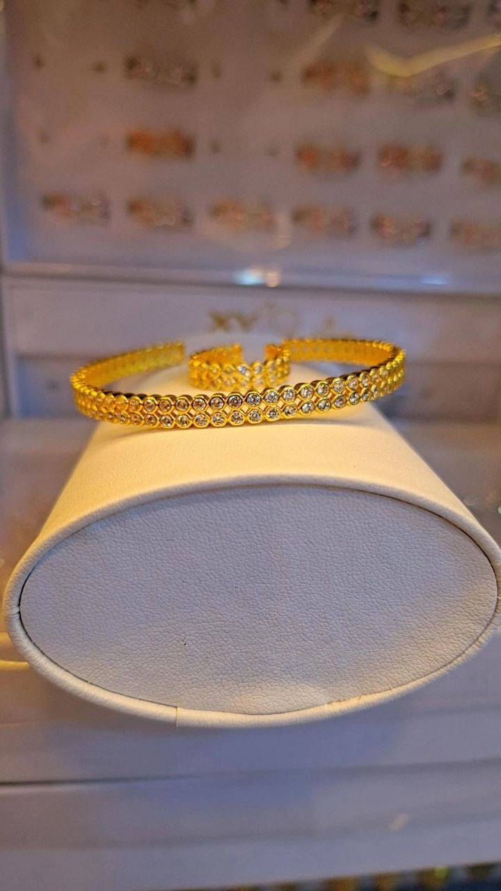 ذهب برازيلي اساور وحلقه سعر ١٠ طلاء ثابت 
يوجد الدينا توصيل الحجز ***********
