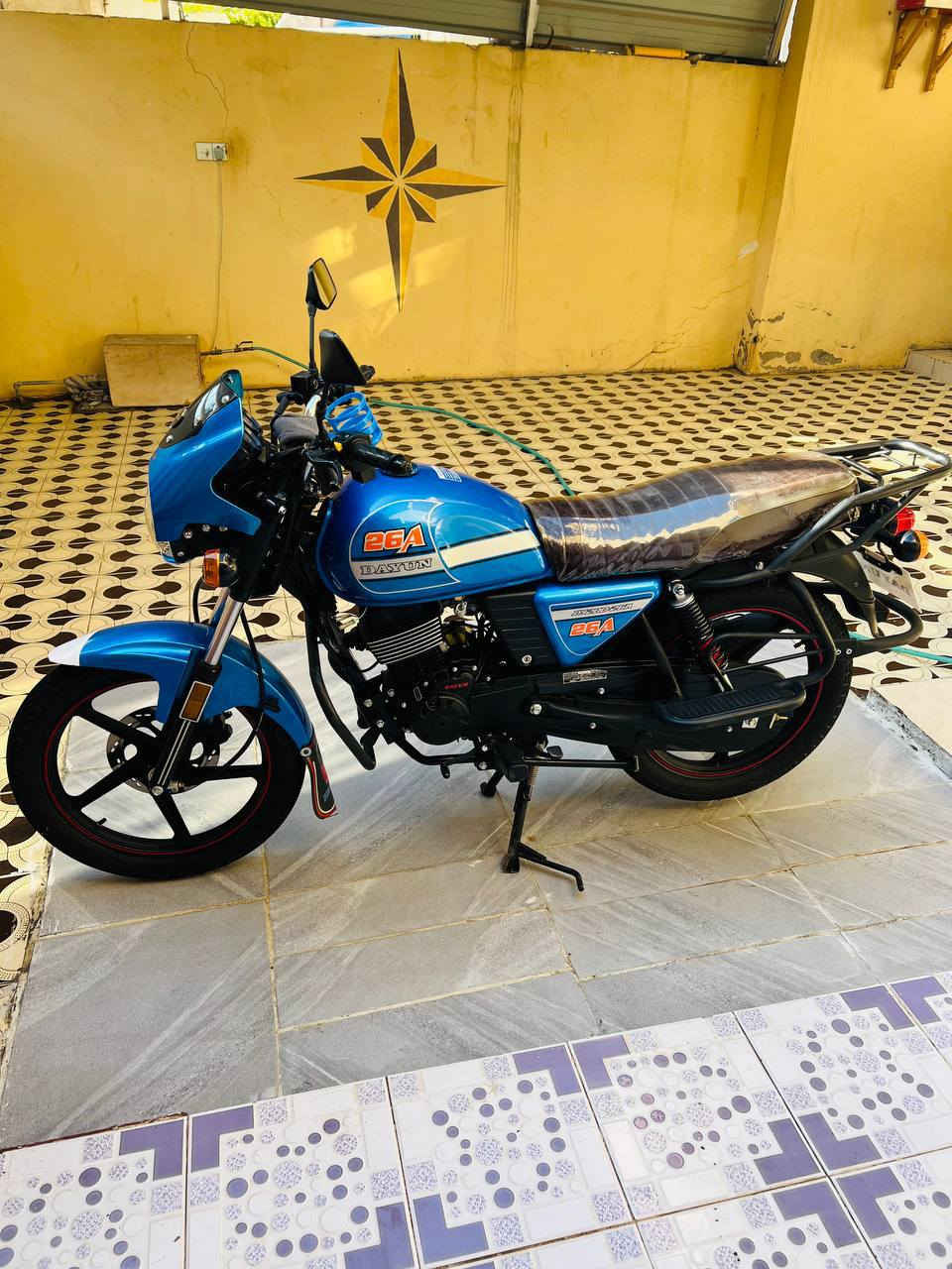 سلام عليكم دايوان للبيع مديل 25 جديد حيل مابي اي نقص مكان دراجه دلي عباس اوراق سحب محرك 200 سعر دراجه 1350 وبي مجال ***********
