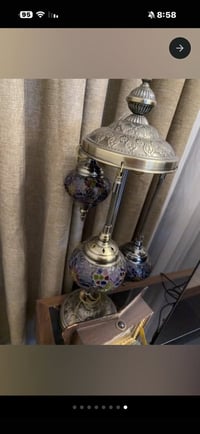 اغراض للبيع جديدات ب250 كلهن ثريات ثنين كبار وثنين صغار وياهن لوحات ثن...