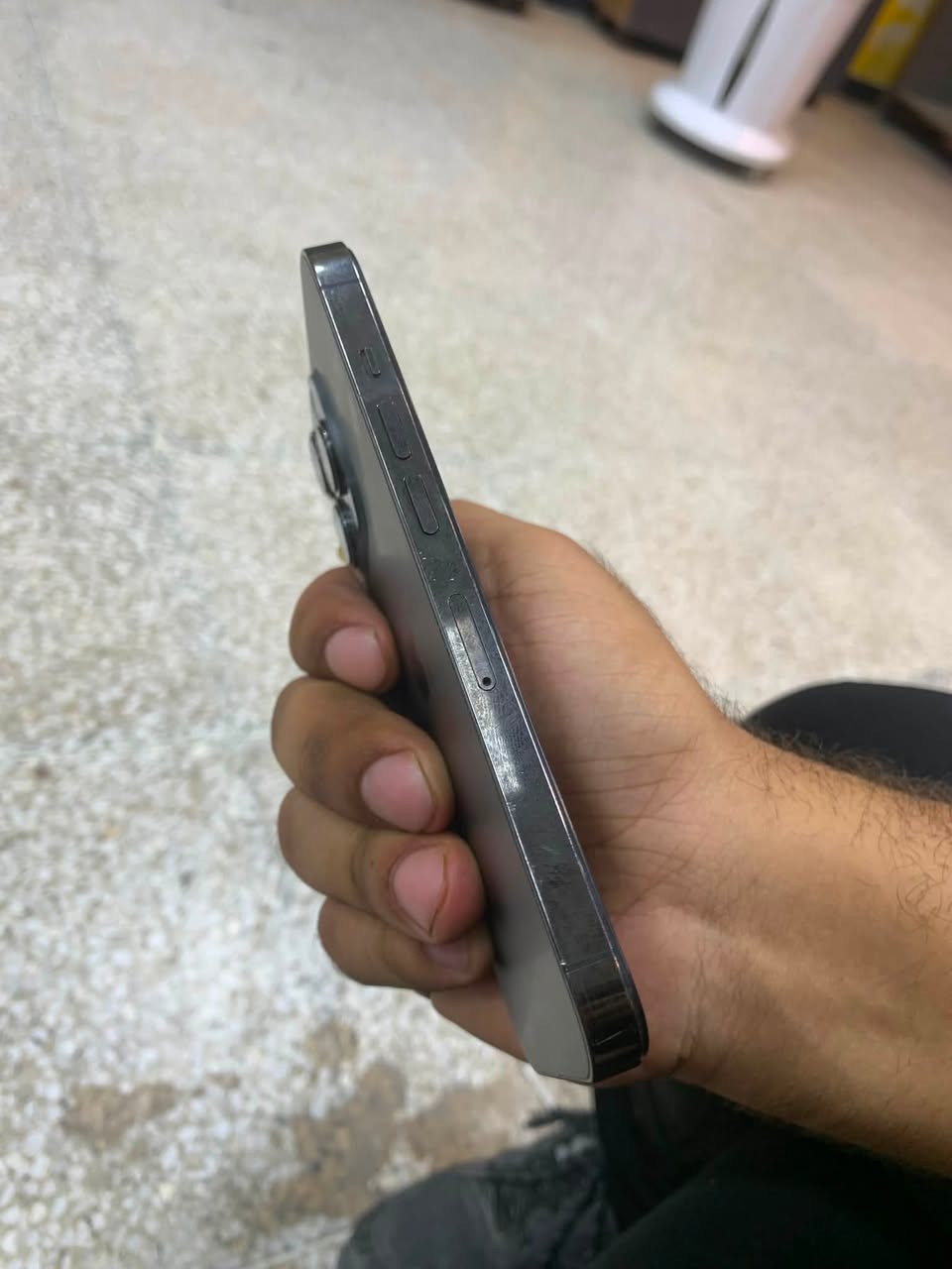 سلام عليكم ١٣ برو جهاز كلش حلو بدل شاشه بطاريه ٣٥٠ ***********
