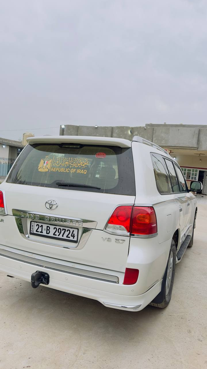 تويوتا لاندكروز 2013 VXR
محرك 8 سلندر 5700
ماشية:140 الف حقيقي
 فول مواصفات لكزس
 رقم سليمانية تحويل ثاني يوم 
السعر:395
الهاتف:***********
اتصل وتدلل
مكان محافظة ديالى
