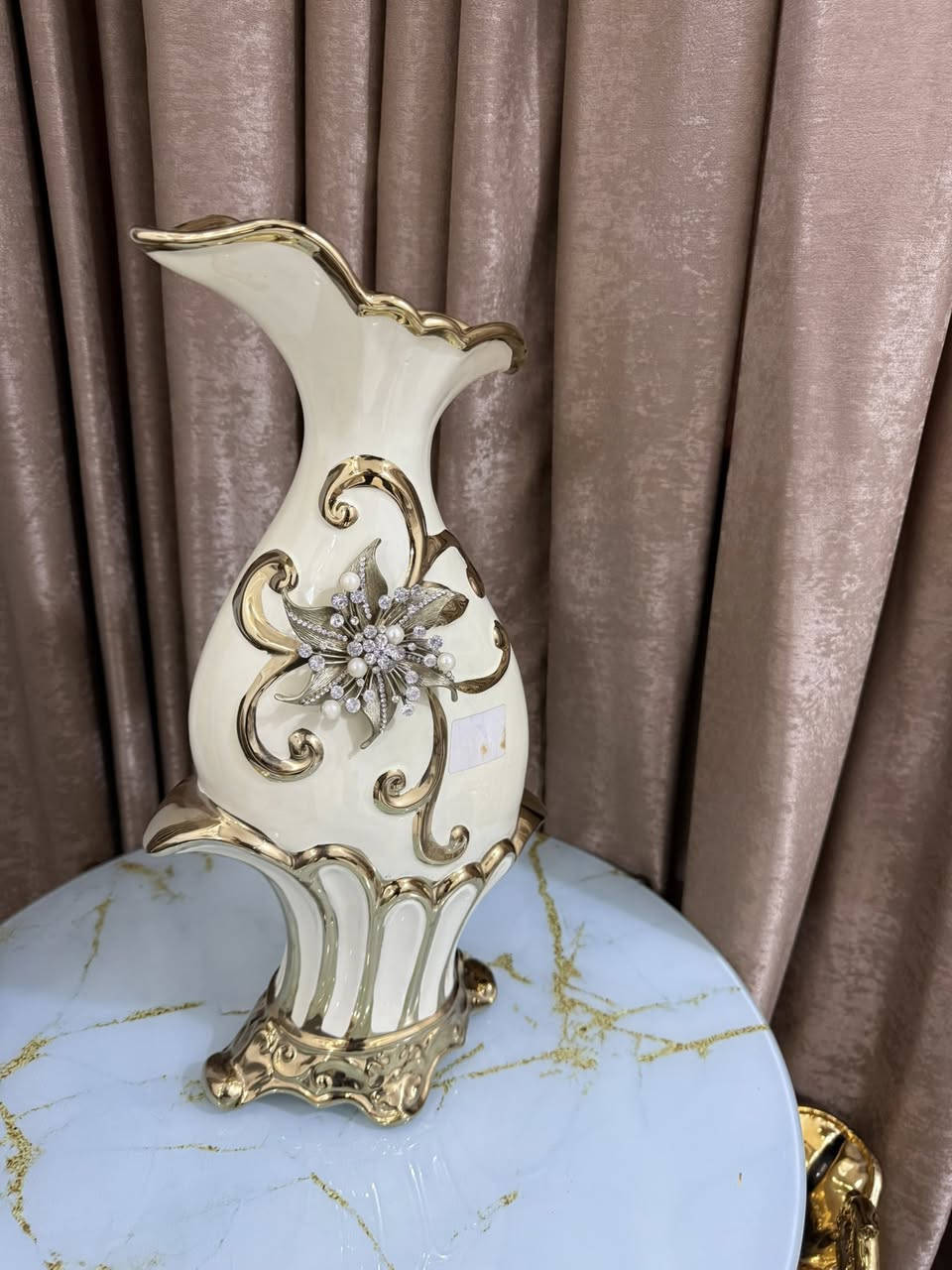 تحفيات بهذا الشكل الزوج على 20 واكو توصيل لكل العالم رغم القصف


**إذا كنت صاحب هذا الإعلان وتريد حذفه لأي سبب، رجاءا أرسل رسالة إلى الدعم الفني**