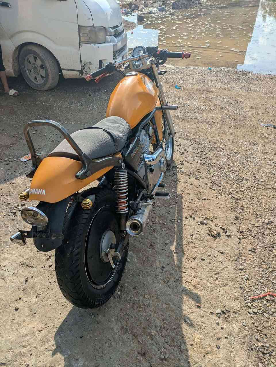 دراجة يوماها رينسا مديل 1998 للبيع او المراوس محرك ربع دراجه مكفوله كفاله عامه مابيها اي نقص 
محرك بلادي ما مافتوح بيها برغي
كهربائيات كلها شغاله
أوراق المعرض وياها + منفيس
ب مليون وربع وبيها مجال
مكاني ديالى بعقوبه 
***********
