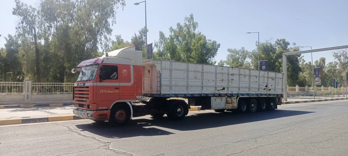 السلام عليكم ورحمة الله وبركاته

🚛 للبيع تريلة كاملة

رأس تريلة مكينة 43، رقم دهوك، باسمنا، سنوية جديدة، هزة بعد ما ساقطة سيارة، السيارة نظيفة جدًا، والرأس ما مثبت ورا شي.

🔹 معاها عربانة 4 محاور🔹 كيربي ونجمة🔹 جاهزة للعمل

💰 السعر عند الاتصال والتفاوض📞 للتواصل: ***********

اخوان المو شراي لايتصل ويتعبنا  والله يرزق الجميع
