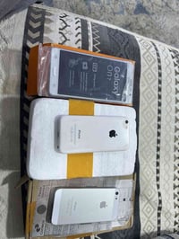 ٣ موبيلات • جديدة • آيفون وسامسونج