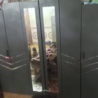 ثلاجه استخدام قليل  للبيع.   للبيع ويوجد كنتور 6 ابواب للبيع مع چرباية...