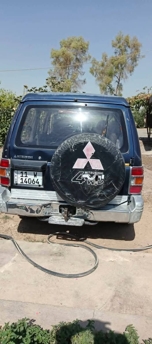 سلام عليكم سياره للبيع بايجيرو موديل 94 سياره مكفوله منكل عيب سنويه بسمي ماساقطه لحد 32 السعر 46 بيها مجال العنوان الرمادي كرمه رقم الهاتف ***********
