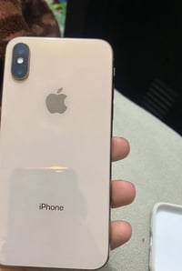 آيفون XS • ذاكرة ٢٥٦ • شاشة مكسورة