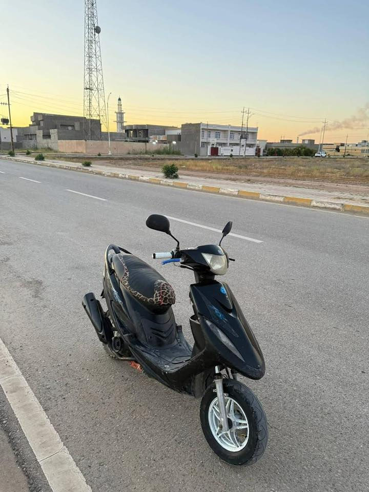 ماكس عدله
بوشه 49 بلاد 
صالنصه FM 
بيها تزويد رياضي 
1 _شيال رياضي 
‏2_كلجات رياضي 
3_وياله رياضي 
‏4_صدر رياضي 
الدراجة مكينة ناعمه حيل 
سعرها 450 وبيها مجال بسيط 
مكاني رمادي تأميم 
استفسار:***********
