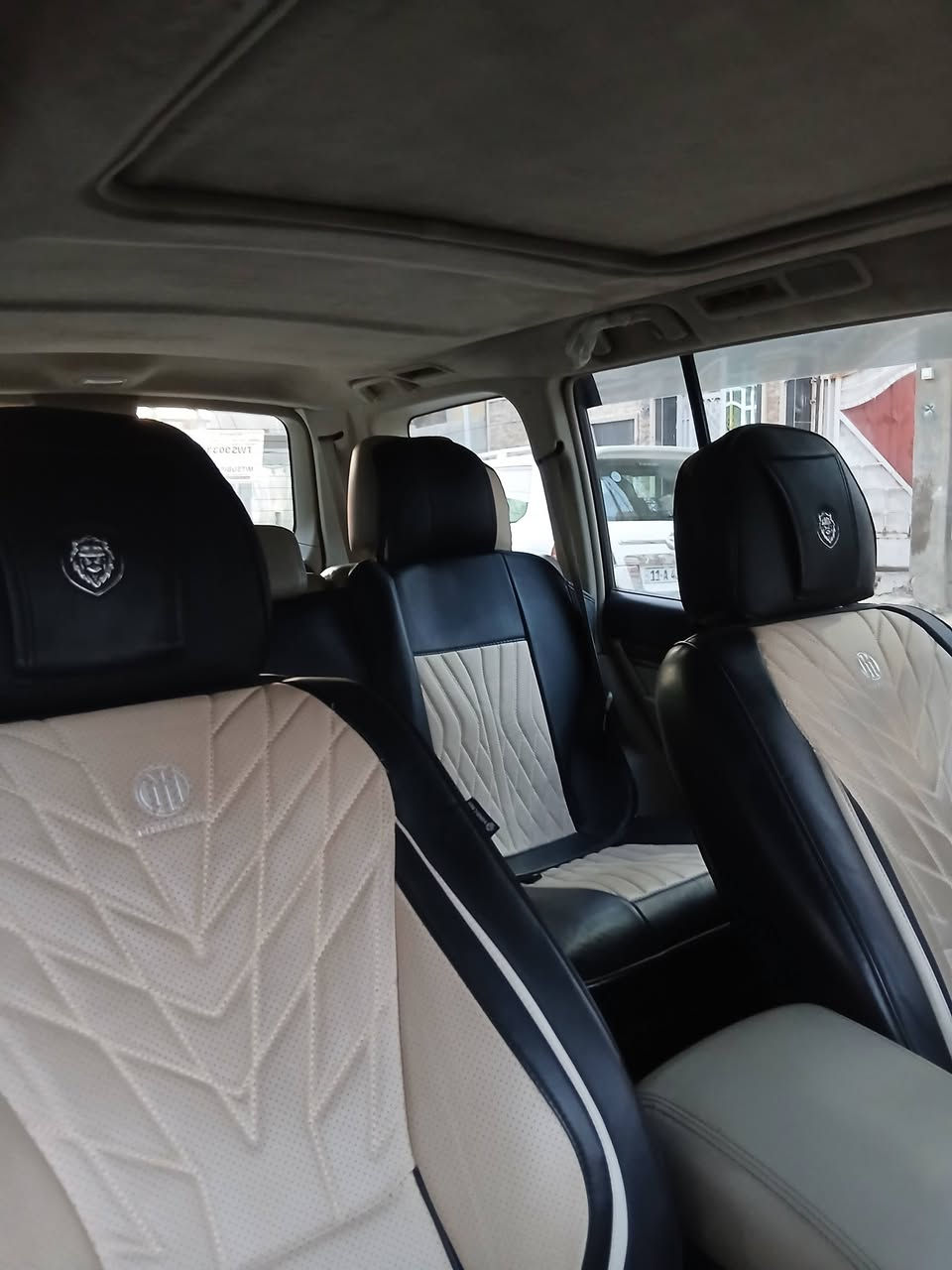 سياره باجيرو حبتور خليجي بدون حادث   موديل 2008
محرك 3000
المري شفط 
الصبغ 3 قطع بدون حادث جماليه 
كشن كهربائي فتحه بسقف فول موصفات 
السعر 125$
بسمي شخصياً
العنوان .  بغداد حي البتول 

الرقم ..  ***********
