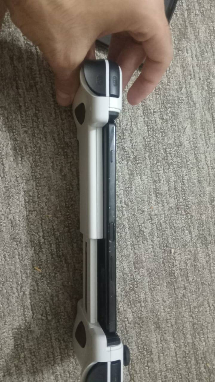 جوستك موبايل البيع موديل m05
تدعم الاندرويد + الايفون

منفذ Type C

تكدر تلعب وتشحن الموبايل بنفس الوقت 

بيهة ازرار اضافية تكدر تخصصة

بيهة اكثر من مود بلوتوث مثلن بلوتوث يدة xbox + اندرويد+ ايفون وبعد بيهة ماعرف عليهن

السعر 20 قفل ماعندي توصيل 
مكاني بغداد الكفاح 

يدة تستاهل خواتهة اقل وحدة سعره 35 
اي استفسار ارد عليكم


**إذا كنت صاحب هذا الإعلان وتريد حذفه لأي سبب، رجاءا أرسل رسالة إلى الدعم الفني**