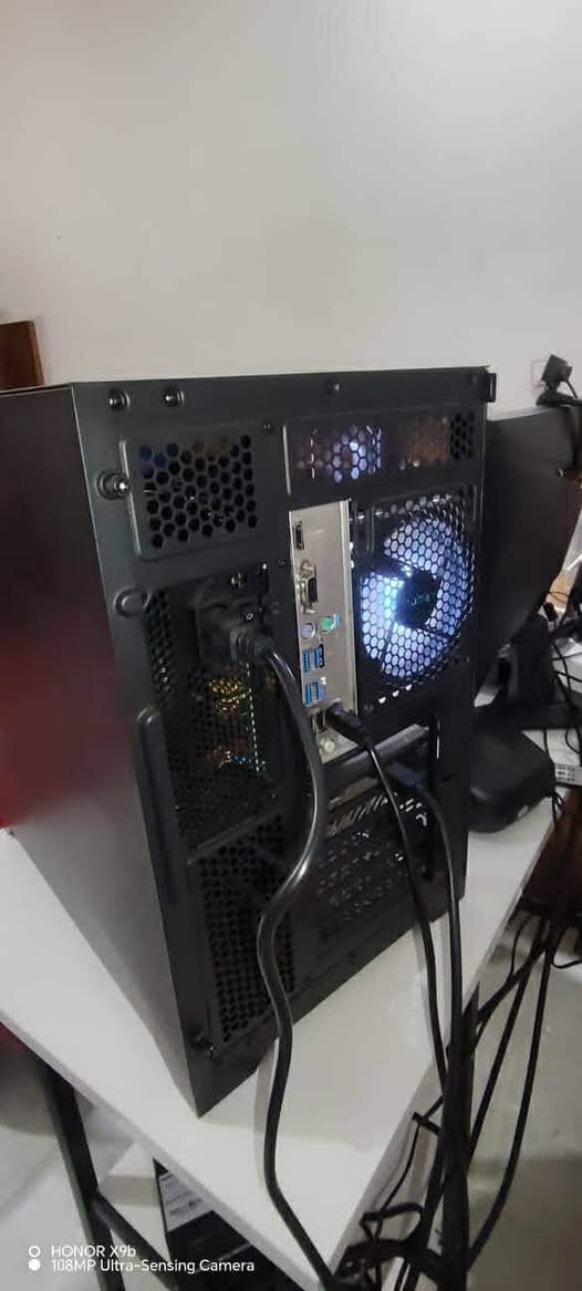 تجميعة للبيع جدا نظيفة
Case SX-420A Black RGB
 Ryzen 5 7600X
 RX 9060 XT 16GB 
Motherboard ASUS Prime B650M-K 
RAM DDR5 16GB 6000MHz RGB
SSD NVMe 1TB + SSD 500GB
DeepCool AG400 CPU Cooler PSU 700W 80+
للتواصل خاص او على الرقم ***********
متوفر توصيل للشراي
السعر مو مقدس ولا بي خطر على حياتي انما ماريد يجي ظريف بحساب مجهول يكسر بي علمود يحقق الكوميديا
تواصل وياي ومايكون خاطرك الا طيب واذا مابيك حيل علقلي وانا ادخلك ❤️
