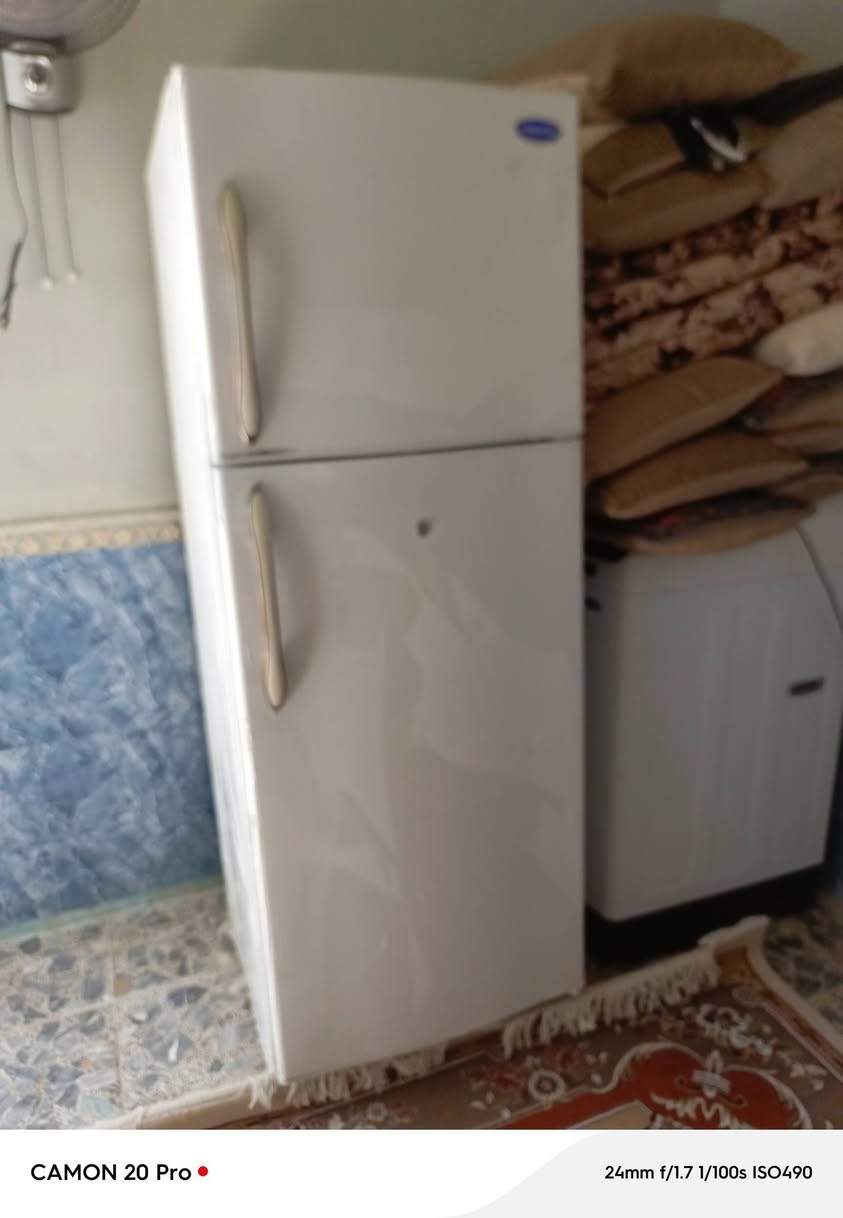 ثلاجات للبيع تجميد فول ريد بيعهن وأخذ وحده كبيره لان مساحه بيت زغيره ثلاجه كونكورد ١٧٥ سعرهم  والزغيره سعرها ١٧٠ سعارهن قفل


**إذا كنت صاحب هذا الإعلان وتريد حذفه لأي سبب، رجاءا أرسل رسالة إلى الدعم الفني**