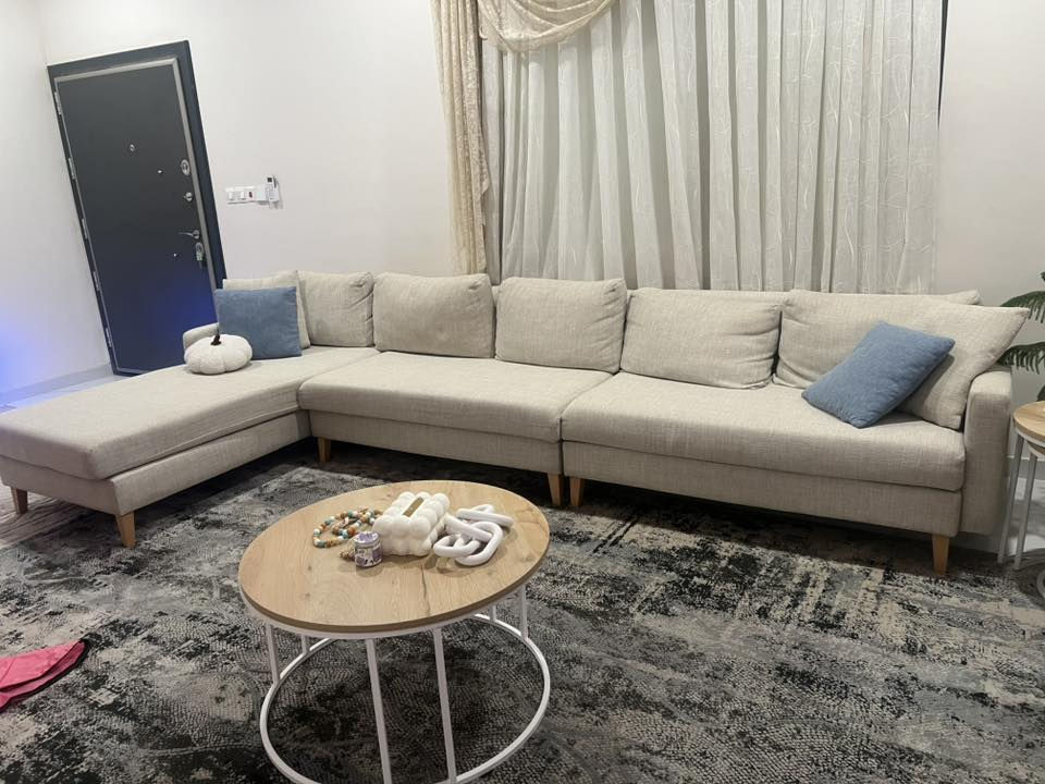 كورنر قياس 3م في 160
هيكل خشب زان اصلي 
اسفنج سوفت طبي من شركه arttach العرصات 
استخدام قليل بدون اي ضرر 
للتواصل ‭0771 644 0673‬
مكان بغداد مجمع بوابه الكاظميه
