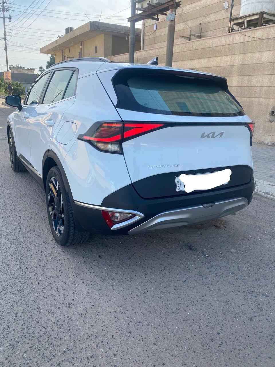 السلام عليكم كيا سبورتج للبيع خليجيه فول مواصفات كفاله عامه مديل 2023  رقم اربيل باسمي ماشيه 29000 
للاستفسار ***********
السعر 235 وبيهه مجال 
مكان السياره بصره
