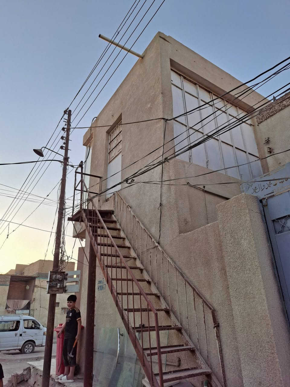 للإيجار .....
بناية طابق ثاني مساحة 10×4 
بناء حديث وجاهز من ناحية الكهربائيات والإنارة
العنوان . . حلة _ ثورة _ قرب المستوصف الصحي
للإستفسار ***********
