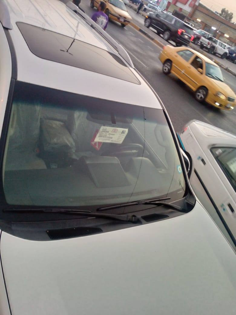 السلام عليكم برادو موديل 13 فول مواصفات 6سلندر ماشيه 137 حقيقي سياره جدا جديده بيهةبارد 4اصابع بالجاملغ الأيمن الامامي تخم تاير ياباني باتري جديد بأسمي تحويل مباشر والشراي يتصل ***********
