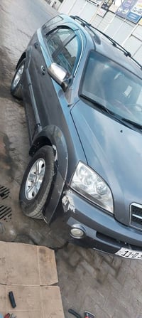 سورنتو بغداد بسمي محرك وكير بلادي نضيف جدآ تخم تاير صدر نضيف كهربائيات...
