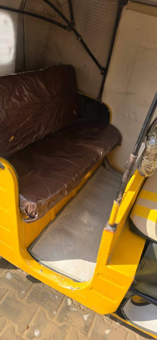 تكتك موديل 19 شهر 12 داخله بل 20 للبيع العنوان بابل السياحي *********** السعر تصل الخاص مقفول لحد يراسلني
