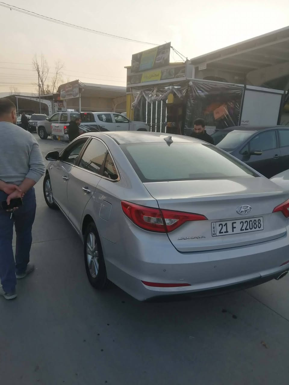 السلام عليكم
سوناتا موديل 15 مكفوله 

رقم سليمانيه  

خليجي كير و محرك كفاله

محرك  2000

السياره كلش نضيفه

داخل اسود كشنات جلد
تبريد وتدفئه فول 

مكان السياره سليمانيه

تحويل مباشر 

سعرها 130 وبيها مجال بسيط

رقم صاحب

***********

***********
