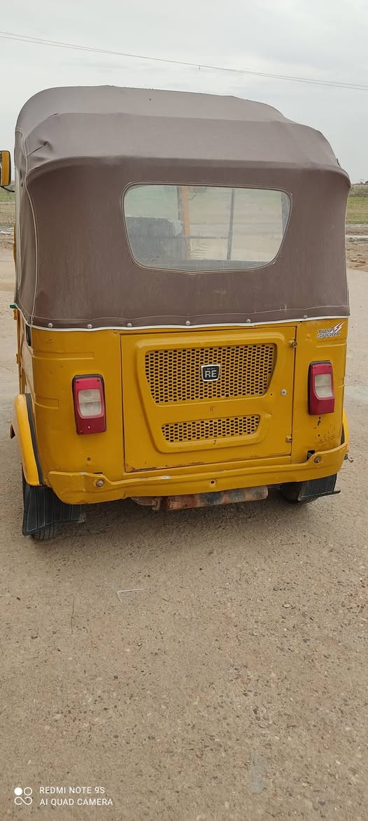 موديل 21 أوراق وكيل شاكر تكتك مكفولة ماعدا بارد قليل ***********
