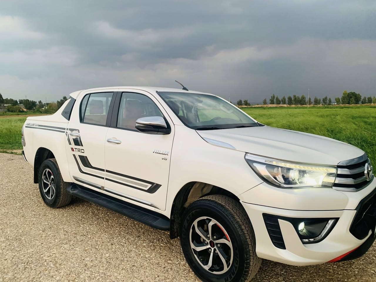 تۆیۆتا هایکۆکس TRDسەید نەهتۆ
مۆدێل/2019
سەیارەکە هەموو گیانی بەشەرت لە دەعامی بۆ دەعامی بەشەرت 
سەیارەکە کلینە هیچ هیچی پێوە نییە 
گێڕو مەکینەی بەشەرت
مواسەفات/بەسمە/شاشە گەورە/تەحدید سورعە/لایتەکانی لیدو عەدەسەیە/تڕاکشن/قوفڵی ئەکسلی دواوە/تەبرید مەرکەزی/
85هەزار ڕۆشتە
شوێن/کەلار
سعر/295$
ڕەقەم تەلەفون/***********
