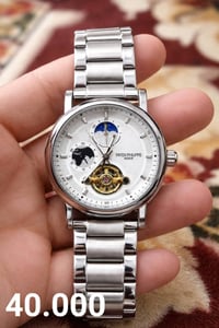 🔴توصيل مجاني لكل محافظات العراق 🇮🇶    أسلوب "الأناقة والفخامة"🕴️  ما ت...