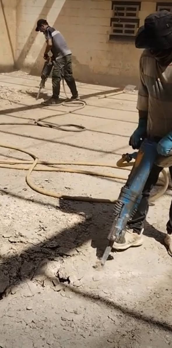 بسم الله الرحمن الرحيم 
الرمال لكافة أعمال الجك همر من هدم الدور وتفليش الركائز بجميع المحافظات مع أحدث الآليات 
للتواصل 
***********
***********
