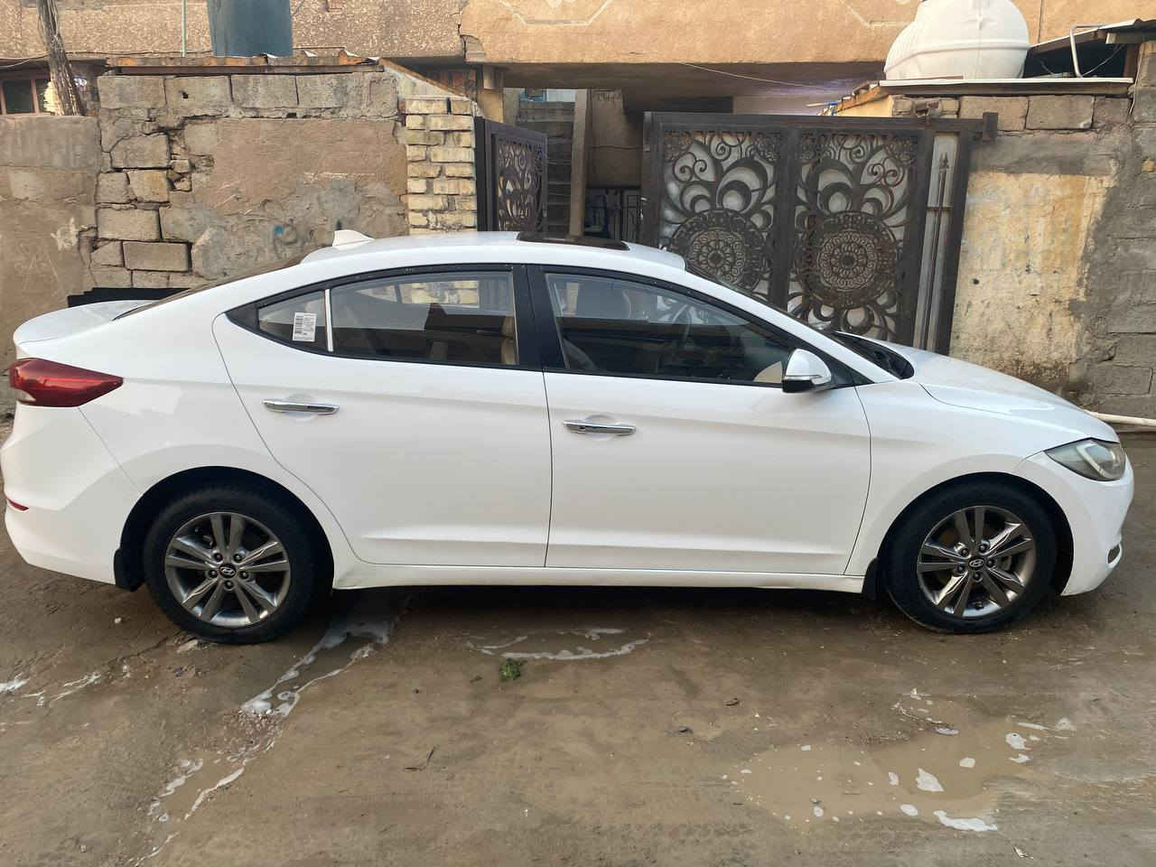 النترا للبيع موديل 2017 خليجي السيارة فول بصمة و تشغيل عن بعد مرايات شفط إشارة بلمرآة نضام ترحيب والباقي معروف 
كير ومكينة مكفولة والسونار موجود 
السعر 147 وبيهة مجال قليل 
مكاني ابي غريب الزيتون 
رقم الهاتف *********** كورك 
اسيا ***********
