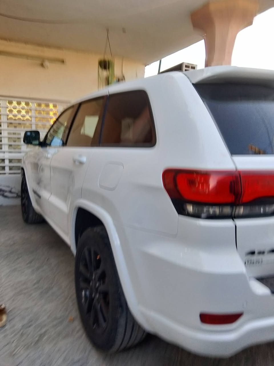 سلام عليكم جيب موديل 18حادث جاملغ و بنيد فقط سياره نضيف بمعنه كلمه اتصل وستفسر كل لماصفات سياره حله من لصور مكان بابل الحصوه سياره بسمي اي دواخل ما بيهه ***********
***********///// سعر 215///
