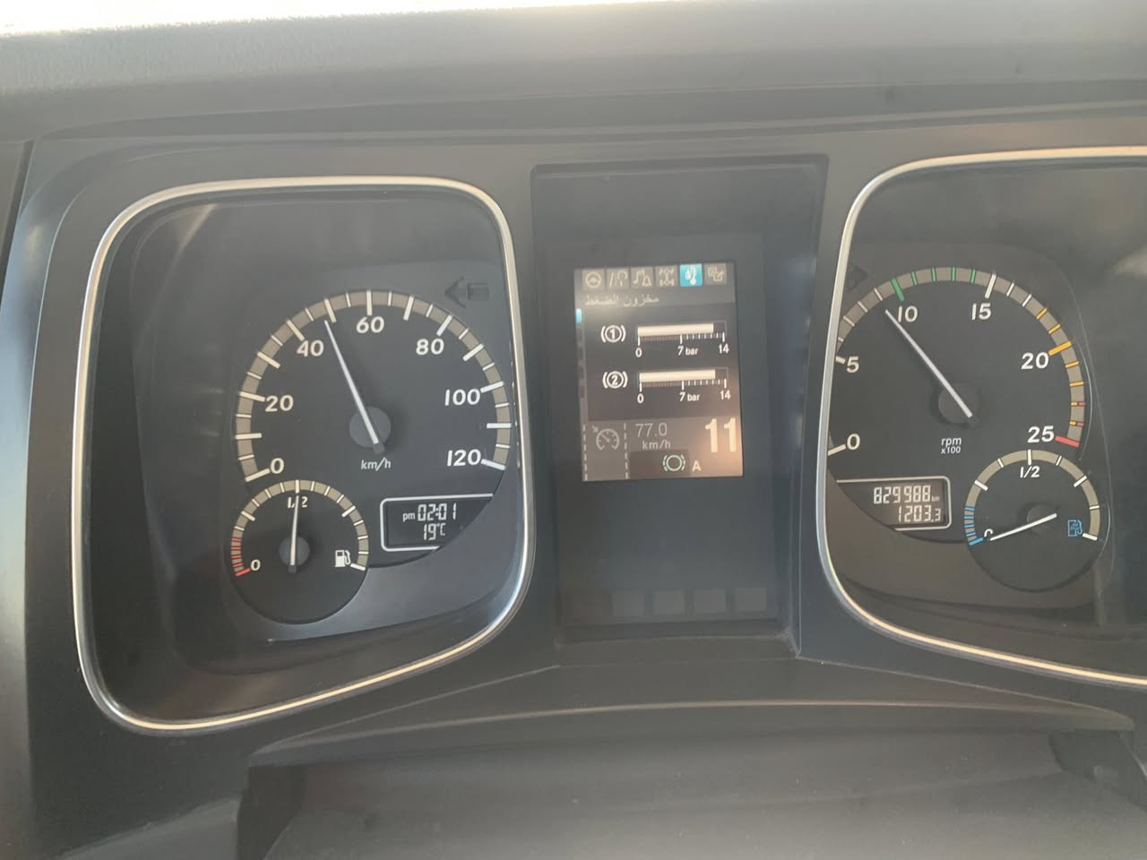 وحش جانبو بس راس للبيع حجم 1842 حجم محرك 417 حجم كير 211 ماشية 800 الف كم سيارة فول كاميرة و حساس و اسپايدر و بدون صبخ للاستفسار اتصال على هذا رقم *********** واتساب موجود
