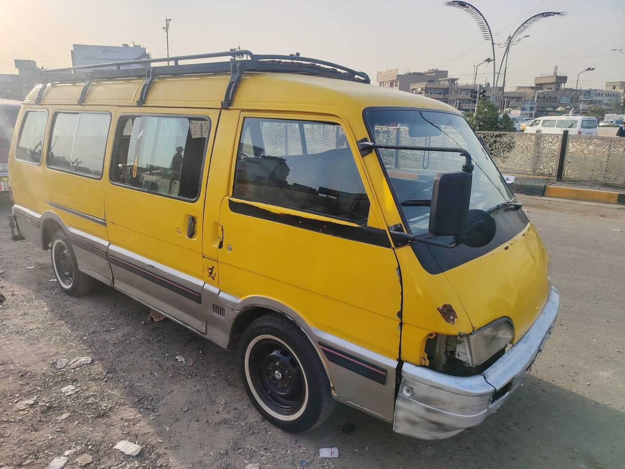 سلام عليكم اخوان كيا اسيا موديل 1995 سياره تخم تاير صدر امامي خلفي نضيف بسمي تحويل مباشر مكينه كير خير من الله بلاديه السياره مصبوغه للجماليه
السعر 48او بيهة مجال حك الجيه
 مكاني بغداد. حي الكوفه. 
رجاءً  رجاءً المو شراي لا يتعبني 
ملاحضه... مكلف بلنشر. مكلف بلنشر.
📞.  ***********
