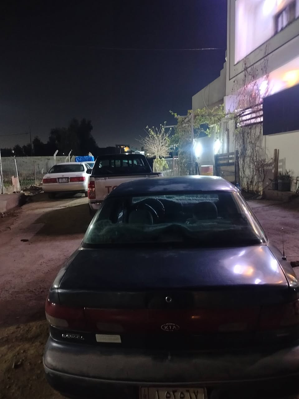 كيه سفيا موديل 95 رقم صلاح الدين مشروع وطني دفتر بانزين بي محرك شرط جديد ،سعر 37 بي مجال *********** عنوان كركوك
