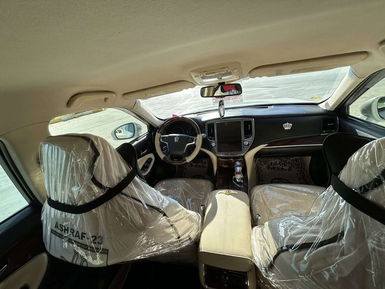 شاهینە رۆیال ٢٠١٦
ساخ ساخ
مواسەفات:چی مواسەفاتی یابان هەیە تێدا بەکار هاتووە فولە
وەسفی ناوێت لە وێنەکە زۆر جوان تر نەبوو نەتەوێت

بەس بۆنیتی سبوخە یەک نوقتەی تری نیە داعامی بۆ داعامی بەشەرت
رۆنی گۆراوە
٣مۆدی لێخورینی هەیە
شاشە گەورە
دەبل یکۆ
سپۆرت
کامیرە 
هەموو گیانی حاسایە
تەبریت مەرکەزی
چوار تایەی لۆک
دەرگای شەفت
کامل سێرفسی بۆکراوە
وةك سفر سفر وايه
کەلار
١٥٠$ مەجالێکی برایانە
***********
