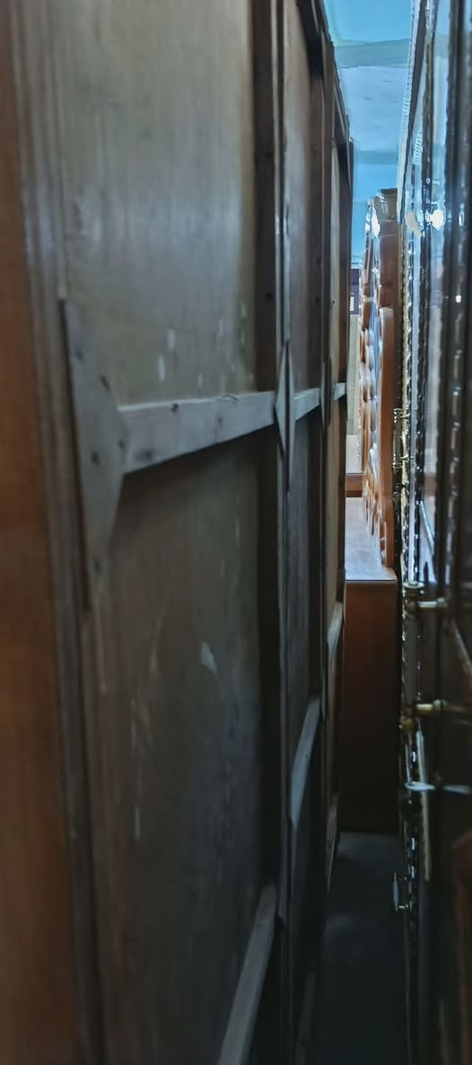 قنصور 3ابواب ضهر جمبر السعر 150 تواصل خاص ***********
