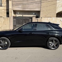 جينيسس gv70 موديل 2024 سبورت برستيج 4 سلندر السياره شهداء حادثها دعامي...