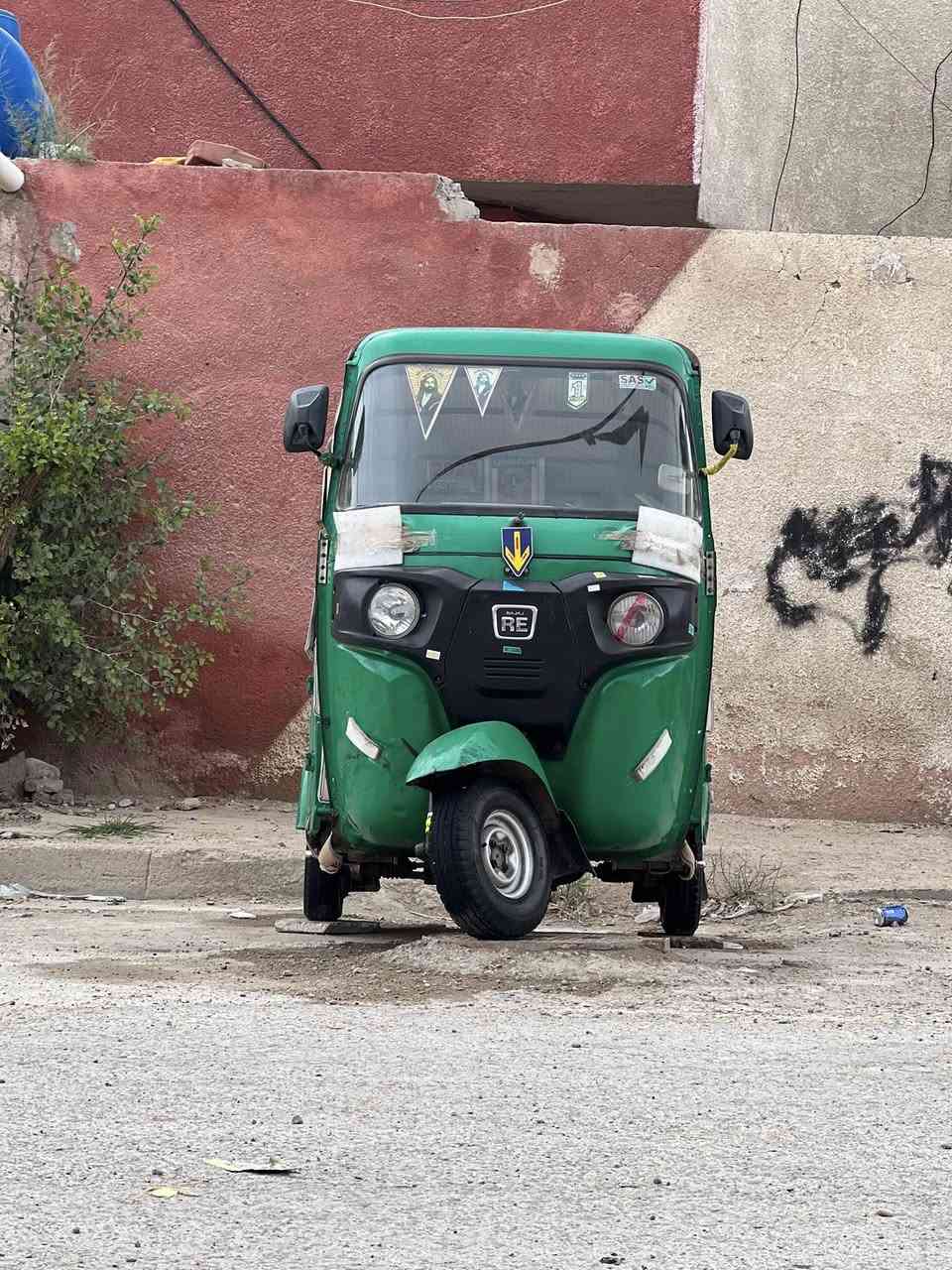 سلام عليكم البيع تكتك خضره 21 شهر 12 نضافه تخبل ضربتها الغد ممعمر على حطتها سعر 7500 وبيها مجال مكاني بغداد رقمي ***********
