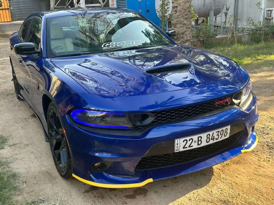 السلام عليكم GT 2022
كشنات جلد عمل
شوته AFE
لد متغير 
سلايد روف 
وبقية مواصفات GT
حادثها مثل ماموضح بالصور 
بيها صبغ بنيد وجاملغ امامي 
وبيها شخوط بوب عكس السايق معدله PDR عل كدها ومكحله 
السعر ٢٥٠٠٠ $
للاستفسار الاتصال على الرقم ***********
