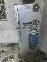 ثلاجه • للبيع