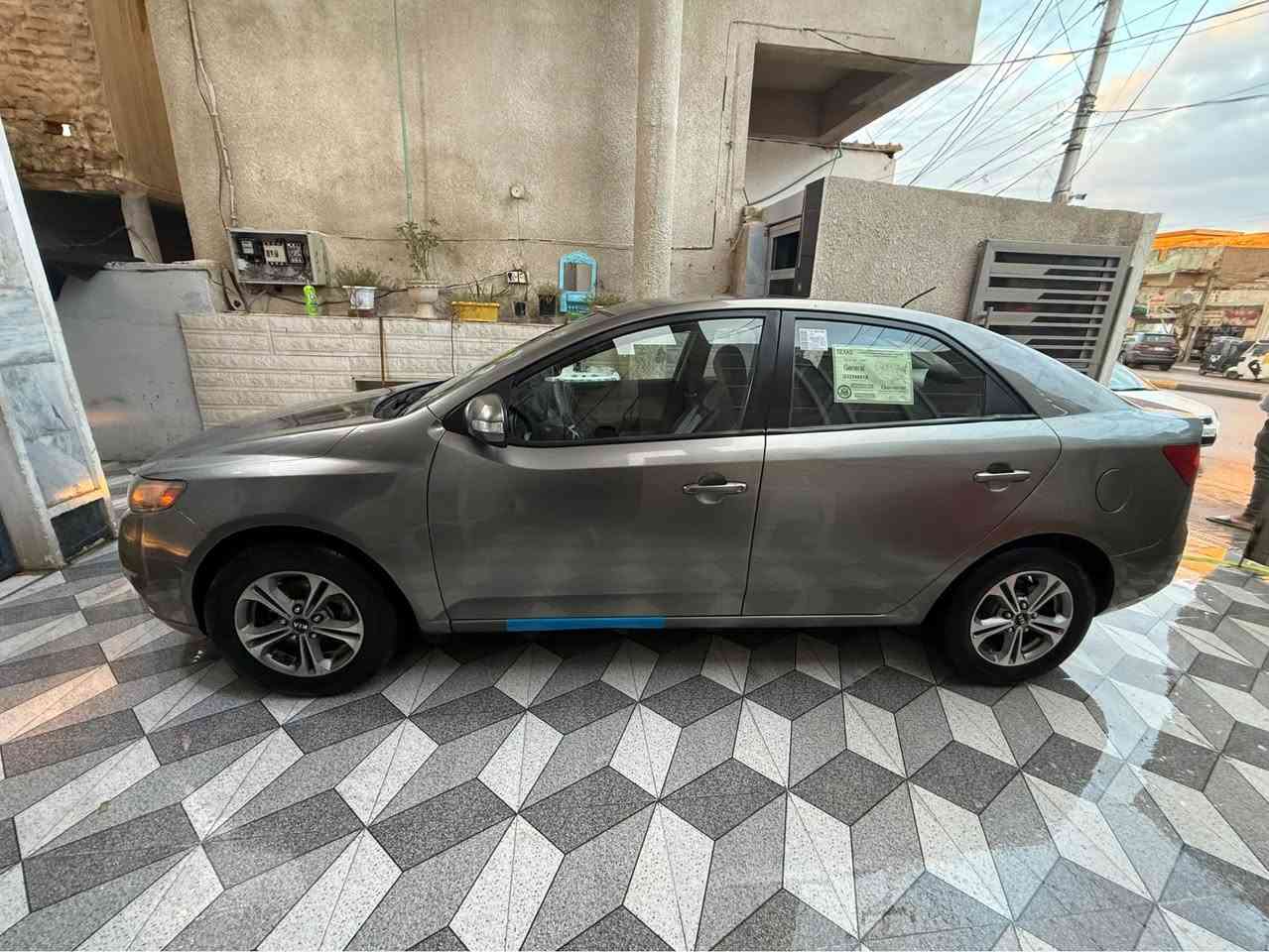 فورتي أمريكي 2010
رقم وسنوية وهزة جديد 
جاهزة من كلشي صدر وتخم تاير كلهة جديد
محرك 2000 جديد
بيهة قطع صبغ اثر جراد بدون ضرر
العنوان ديالى بعقوبة 
***********
السعر 88 بيهة مجال بصيط جدأ بعقوبة, ديالى
