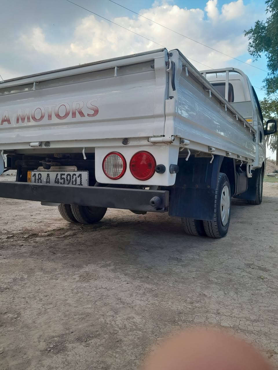 سلام عليكم كياه 2018رقم بابل نكليزي محرك جديد كير جديد مكفولة كفاله عامه رقم شاصي واضح مكان بابل جبله سعر 120
***********
