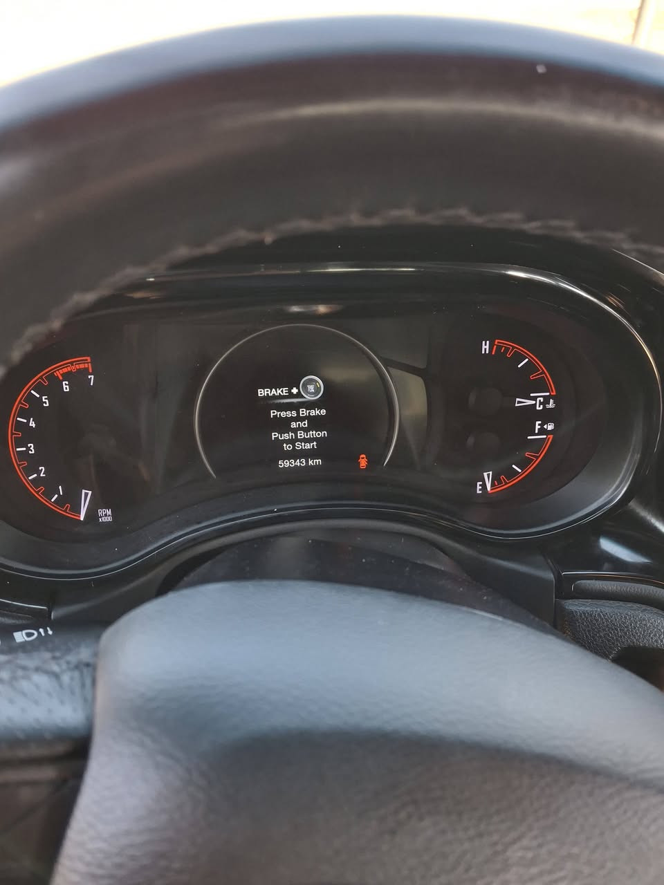 دورنكو 23 بوليسي RT
حادث بسيط طلقات والحادث مرفق بالصور
محرك 8سلندر 5700 
رقم أربيل تحويل او وكالة 
مكان السيارة البصرة
السعر 310
رقم الهاتف / ***********
