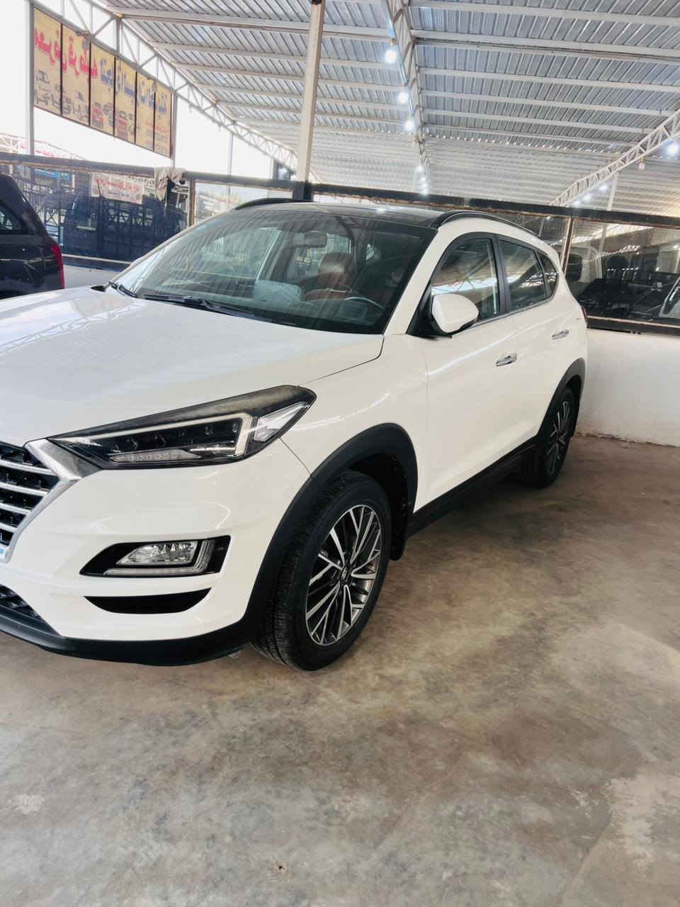 سلام عليكم توسان 2020 كفوله عامه بيه رصعه فقط فول موصفات بنرامه سياره كفاله بسامينه تحويل السعر ٢٠٥ $وبيه مجال التصال ***********
