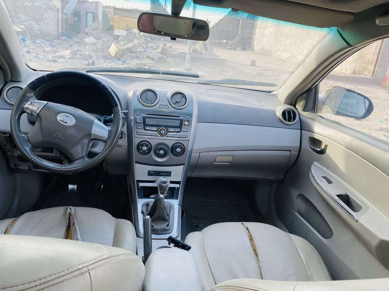 بي وايدي موديل ١٣
كير محرك تبريد كفالة 

السيارة بصمه كير عادي 

فقط راعية ما ندلة 

السعر ٢٣ 

العنوان البصرة الحيانية 

***********
